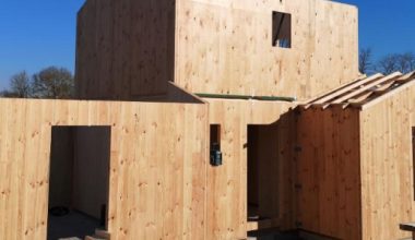 Une construction en lamellé-croisé